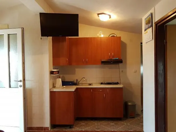 דירה 5 פאקוסטאן