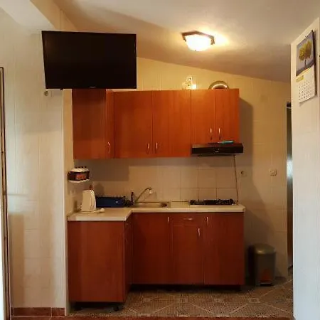 アパート 5 Pakoštane